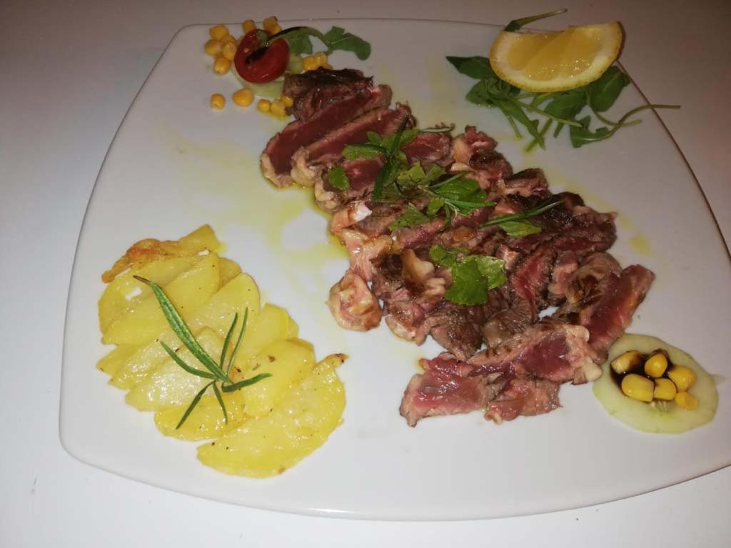 La Bastia Hotel & Resort Soriano nel Cimino Luaran gambar