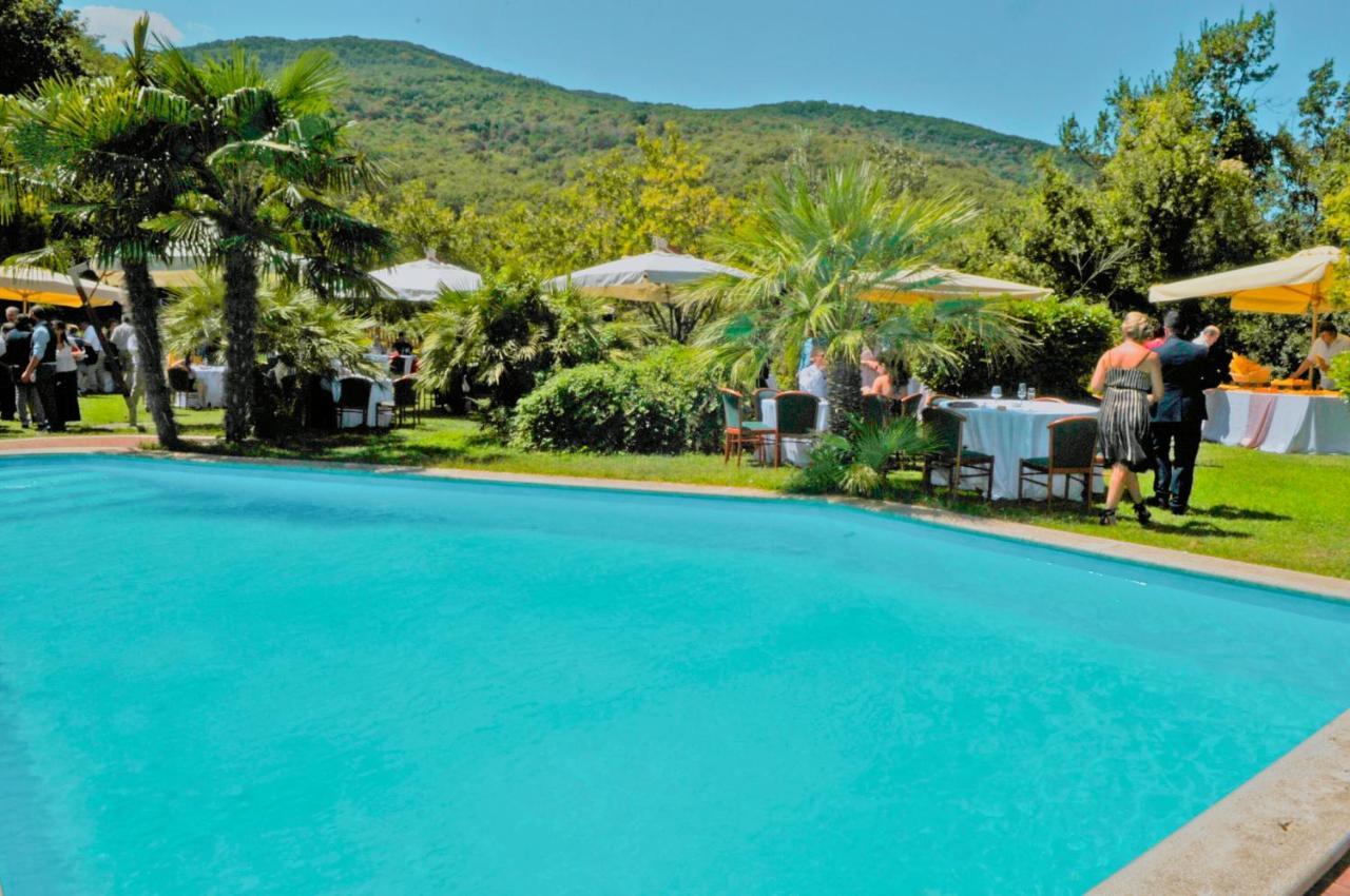 La Bastia Hotel & Resort Soriano nel Cimino Luaran gambar