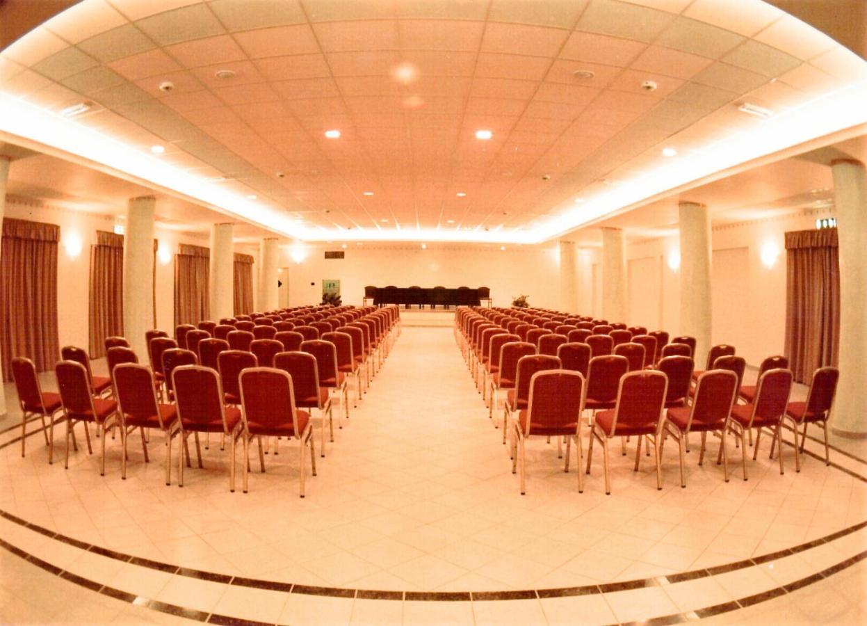 La Bastia Hotel & Resort Soriano nel Cimino Luaran gambar