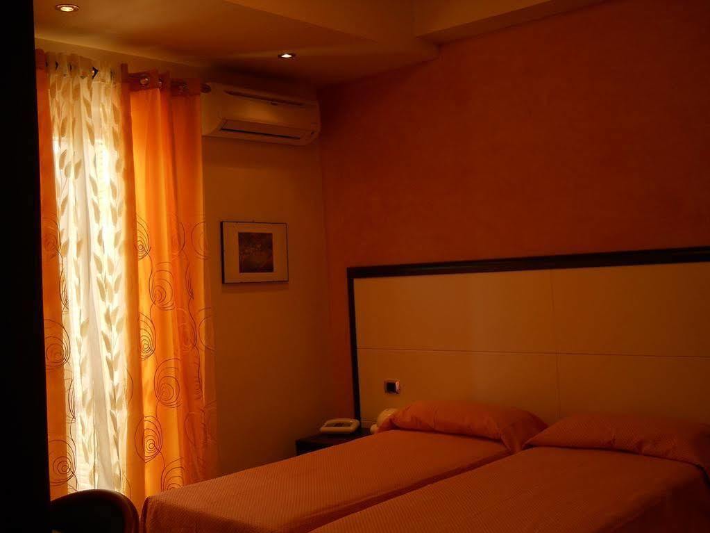 La Bastia Hotel & Resort Soriano nel Cimino Luaran gambar