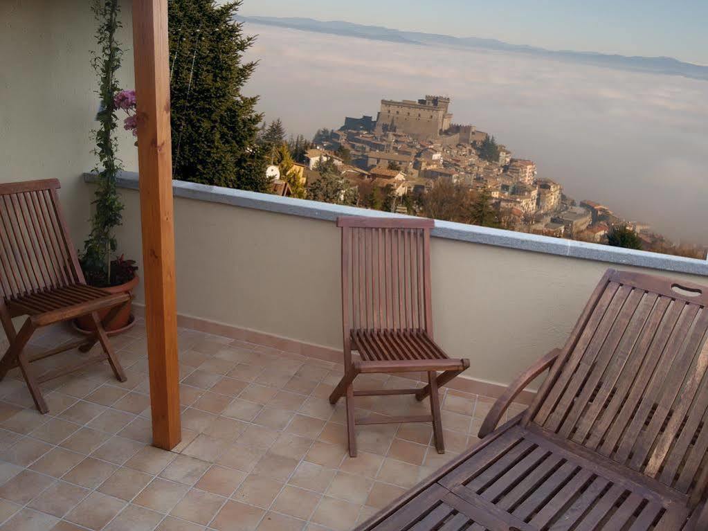 La Bastia Hotel & Resort Soriano nel Cimino Luaran gambar