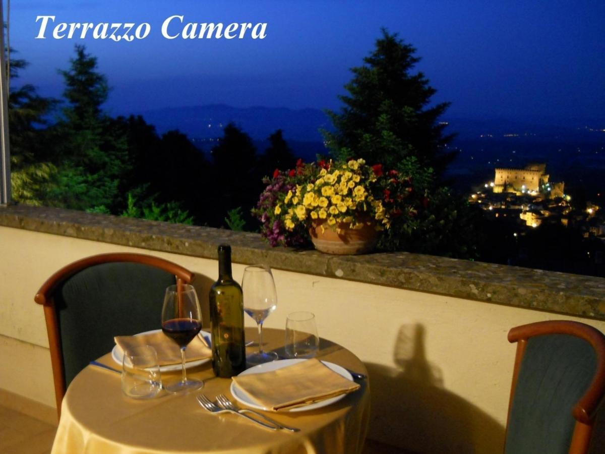 La Bastia Hotel & Resort Soriano nel Cimino Luaran gambar